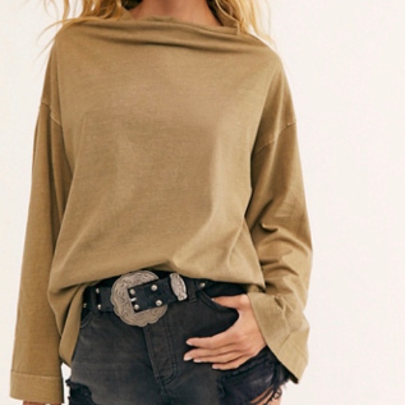 Free People XS Taupe Supernova Turtleneck Top NWT - Picture 2 of 9
